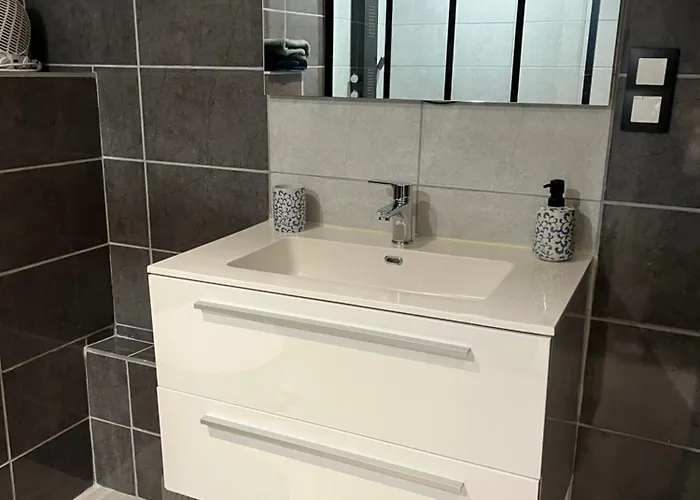 Mijeannos Bed & Breakfast *